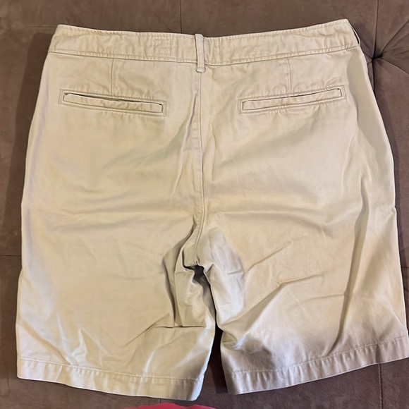 Abercrombie - Fitch khaki shorts - Picture 3 of 3